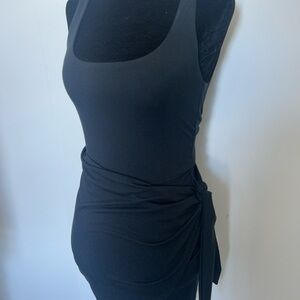 Elegant Black Sleeveless Dress